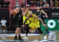 Barmer 2. Basketball Bundesliga  18/19: Tigers Tuebingen - White Wings Hanau