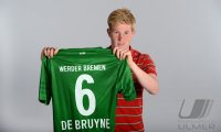 Fussball 1. Bundesliga, Saison 2012/2013, Werder Bremen: Kevin de Bruyne exklusiven Pressefoto ULMER Fotoshooting