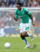 Fussball 1. Bundesliga: Bremen, NALDO Einzelaktion