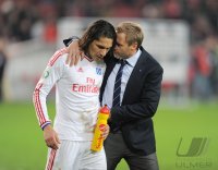 FUSSBALL  DFB Pokal 11/12  Achtelfinale: Enttaeuschung Trainer  Fink (Hamburger SV) und  Guerrero (Hamburger SV)