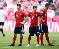 Fussball 1. Bundesliga Saison 17/18: FC Bayern Muenchen - VfB Stuttgart