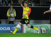 Fussball CHL  Saison 2011/2012:  Borussia Dortmund, PISZCZEK am Ball
