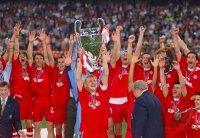 FUSSBALL CHAMPIONSLEAGUE FINALE 2000/2001:  JUBEL FC Bayern Muenchen