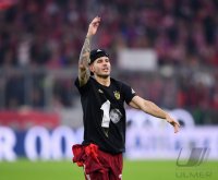 Fussball 1. Bundesliga Saison 21/22: JUBEL FC Bayern Muenchen feiert die 32. Meisterschaft