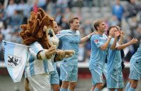 Fussball 2. Bundesliga 2011/2012:  JUBEL 1860 Muenchen)