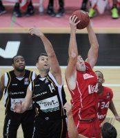 Basketball 1. Bundesliga 2011/2012:  Walter Tigers Tuebingen - LTG Giessen