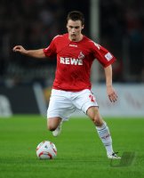 Fussball: 1. Bundesliga Saison 2010/2011: Koeln, CLEMENS am Ball