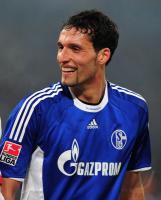 FUSSBALL, 1. BUNDESLIGA, 26. Spieltag: Schalke, KURANYI