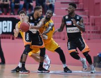 Basketball 1. Bundesliga 15/16 Testspiel:  Walter Tigers Tuebingen - ratiopharm Ulm