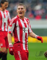 Fussball: 1. Bundesliga Saison 2010/2011, Bayern: SCHWEINSTEIGER