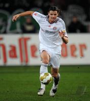 FUSSBALL, 1. BUNDESLIGA, 14. Spieltag: Bayern VAN BUYTEN Einzelaktion