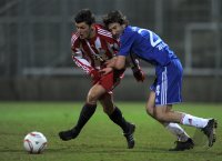Fussball 3. Bundesliga:  Nicolas Juellich (li, FC Bayern II) gegen Robert Zillner (re, Unterhaching)