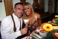 FUSSBALL 1. BUNDESLIGA: Bayern besucht das Oktoberfest