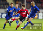 Fussball CL: Leverkusen- Manchester, Zweikampf