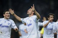 FUSSBALL CHL  Saison 10/11:  JUBEL  FC Schalke 04