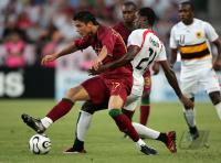 Fussball WM 2006: Angola - Portugal