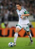 FUSSBALL, 1. BUNDESLIGA, WOLFSBURG, GENTNER EINZELAKTION