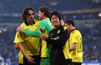 Fussball 1. Bundesliga : JUBEL Neven Subotic, Torwart Roman Weidenfeller, Shinji Kagawa (v.li., Borussia Dortmund)