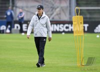 Fussball Training Deutsche Nationalmannschaft in Stuttgart: Bundestrainer Flick (Deutschland)