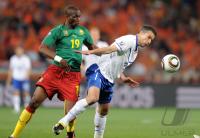 FUSSBALL WM 2010, VORRUNDE:  Kamerun - Holland