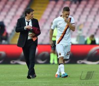 FUSSBALL SERIE A 2014/2015: Trainer Garcia (AS Rom) und Totti (AS Rom)