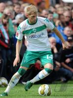 Fussball 1. Bundesliga: Bremen, HUNT am Ball