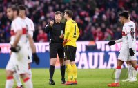 Fussball 1. Bundesliga Saison 18/19: FC Bayern Muenchen - VfB Stuttgart