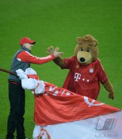 FUSSBALL  1. BUNDESLIGA  Saison 2012/2013: FC Bayern Muenchen - Hamburger SV