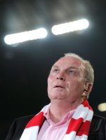 Fussball 1. Bundesliga : Praesident Uli Hoeness (FC Bayern Muenchen)