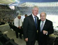 Fussball WM 2006: Finale VIP Tribuene BLATTER und  CLINTON