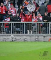 Fussball 1. Bundesliga :  FC Bayern Muenchen mit Meisterschale
