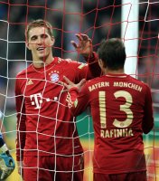 Fussball DFB Pokal 11/12 :  JUBEL nach dem Tor , Nils Petersen , Rafinha (v. li., FC Bayern Muenchen)