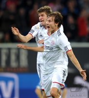 Fussball 1. Bundesliga : JUBEL Thomas Mueller, Holger Badstuber (v.li., FC Bayern Muenchen)