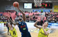 Barmer 2. Basketball Bundesliga  18/19: Tigers Tuebingen - Rostock Seawolves