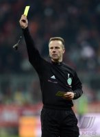 Fussball 1. Bundesliga Saison 12/13:  FC Bayern Muenchen - FC Schalke 04