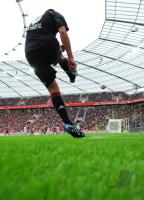 Fussball: 1. Bundesliga Saison 2010/2011: Symbolbild Fussball