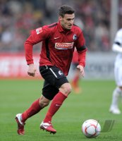 Fussball 1. Bundesliga  Saison 2010/2011: Daniel Caligiuri (SC Freiburg)