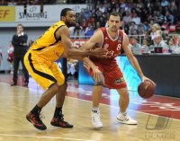 Basketball 1. Bundesliga 2011/2012:  FC Bayern Muenchen - Walter Tigers Tuebingen