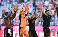 Fussball 1. Bundesliga Saison 21/22: FC Bayern Muenchen -  VfL Bochum