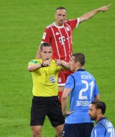 Fussball 1. Bundesliga Saison 17/18: FC Bayern Muenchen - Bayer 04 Leverkusen