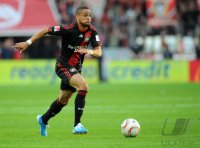 Fussball: 1. Bundesliga Saison 2010/2011: Leverkusen, SAM Einzelaktion