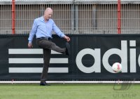 Fussball 1. Bundesliga 12/13: Training beim FC Bayern Muenchen