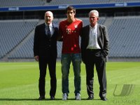 Fussball 1. Bundesliga, Saison 2012/2013:  Pressekonferenz mit  Javi Martinez