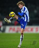 FUSSBALL, 1. BUNDESLIGA, 21. Spieltag: Berlin, LUSTENBERGER Einzelaktion