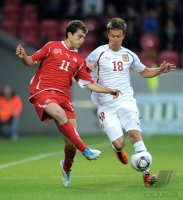 Fussball U21-EURO 2011 Halbfinale:  Admir Mehmedi (li, Schweiz) gegen Lukas Marecek (re, Tschechische Republik)