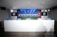 Fussball CHL&Atilde; Saison 12/13: Der Presseraum auf dem Trainingsgelaende des FCB an der Saebenerstrasse