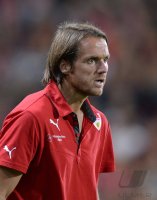 Fussball DFB Pokal 2. Runde 13/14: Trainer Thomas Schneider (VfB Stuttgart)