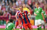 Fussball 1. Bundesliga Saison 14/15: JUBEL Philipp Lahm (FC Bayern Muenchen)