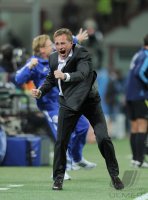 FUSSBALL CHL  Saison 10/11:  JUBEL  Trainer Ralf Rangnick (FC Schalke 04)