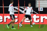 Fussball Training Deutsche Nationalmannschaft: Toni Kroos (Deutschland)